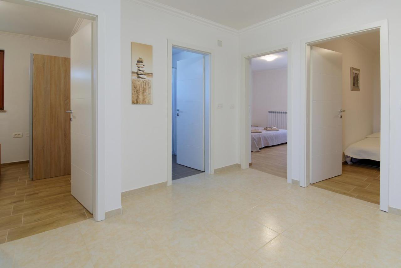 Apartments Belvedere By Rent Istria Plovanija Extérieur photo