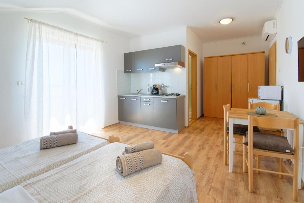 Apartments Belvedere By Rent Istria Plovanija Extérieur photo