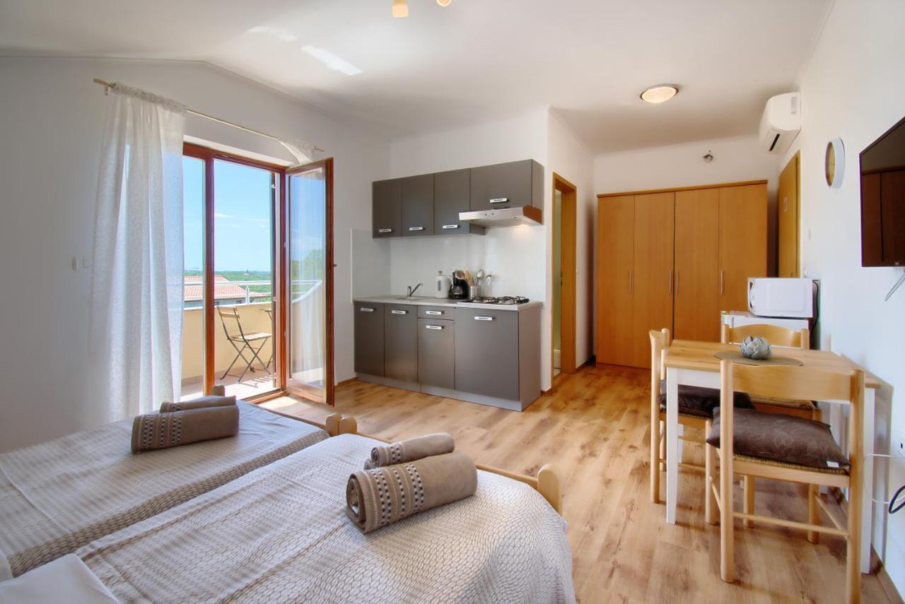 Apartments Belvedere By Rent Istria Plovanija Extérieur photo