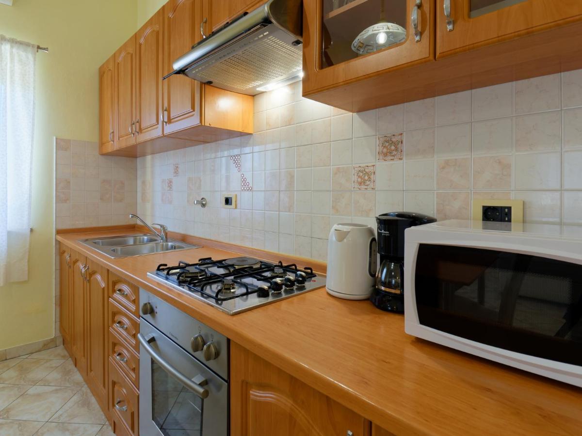Apartments Belvedere By Rent Istria Plovanija Extérieur photo